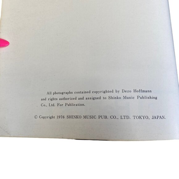 The Beatles Dezo Hoffman 1976 Book Japan Shinko Rare Photos Soft Cover RARE - Picture 5 of 6
